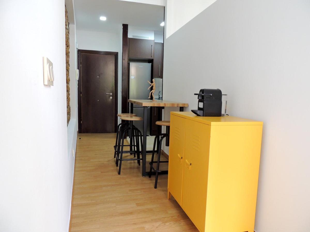 Casa Aurea-Apartamento Zona Antigua,Parking Y Wifi By Delabra Apartments โอเบียโด ภายนอก รูปภาพ