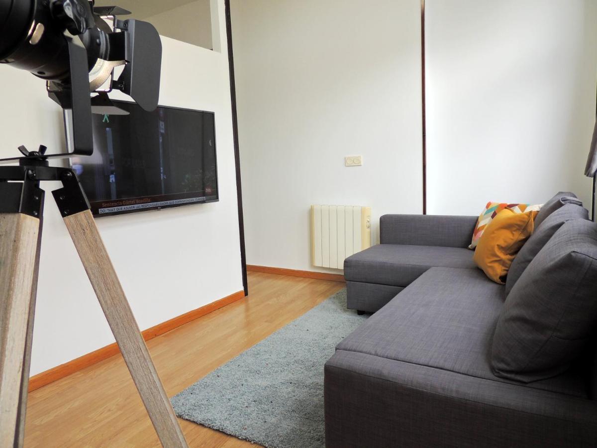 Casa Aurea-Apartamento Zona Antigua,Parking Y Wifi By Delabra Apartments โอเบียโด ภายนอก รูปภาพ