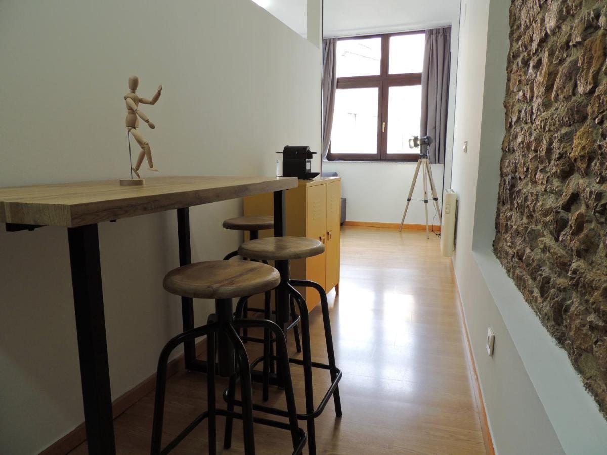 Casa Aurea-Apartamento Zona Antigua,Parking Y Wifi By Delabra Apartments โอเบียโด ภายนอก รูปภาพ